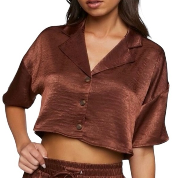 Forever 21 silky button-up crop top collared lounge brown women’s medium NWT - Picture 1 of 13